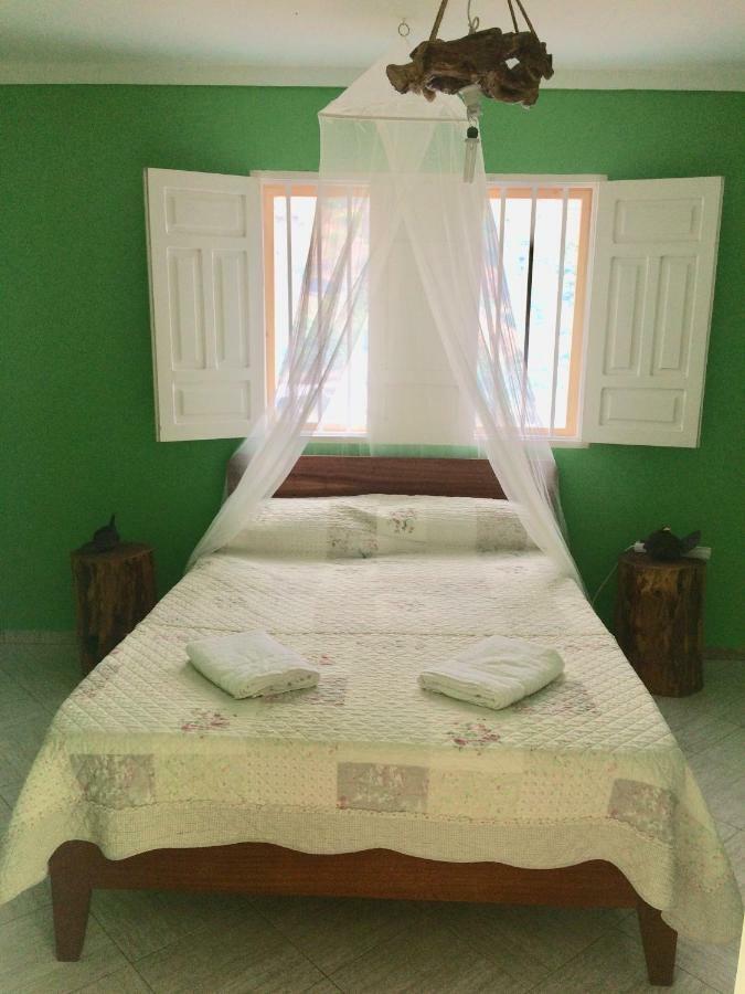 Gira Lua Guest House Igreja Exterior foto