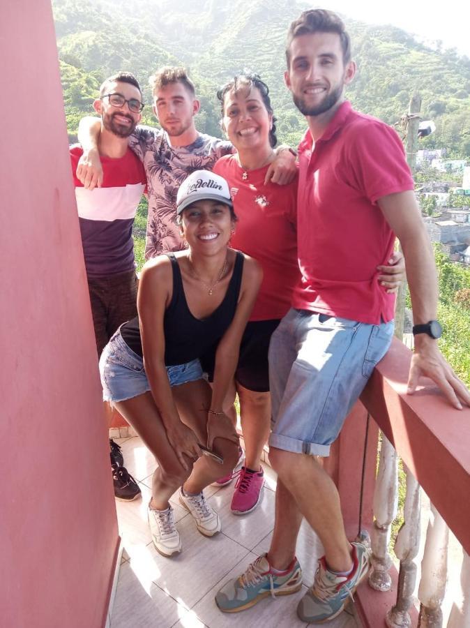 Gira Lua Guest House Igreja Exterior foto